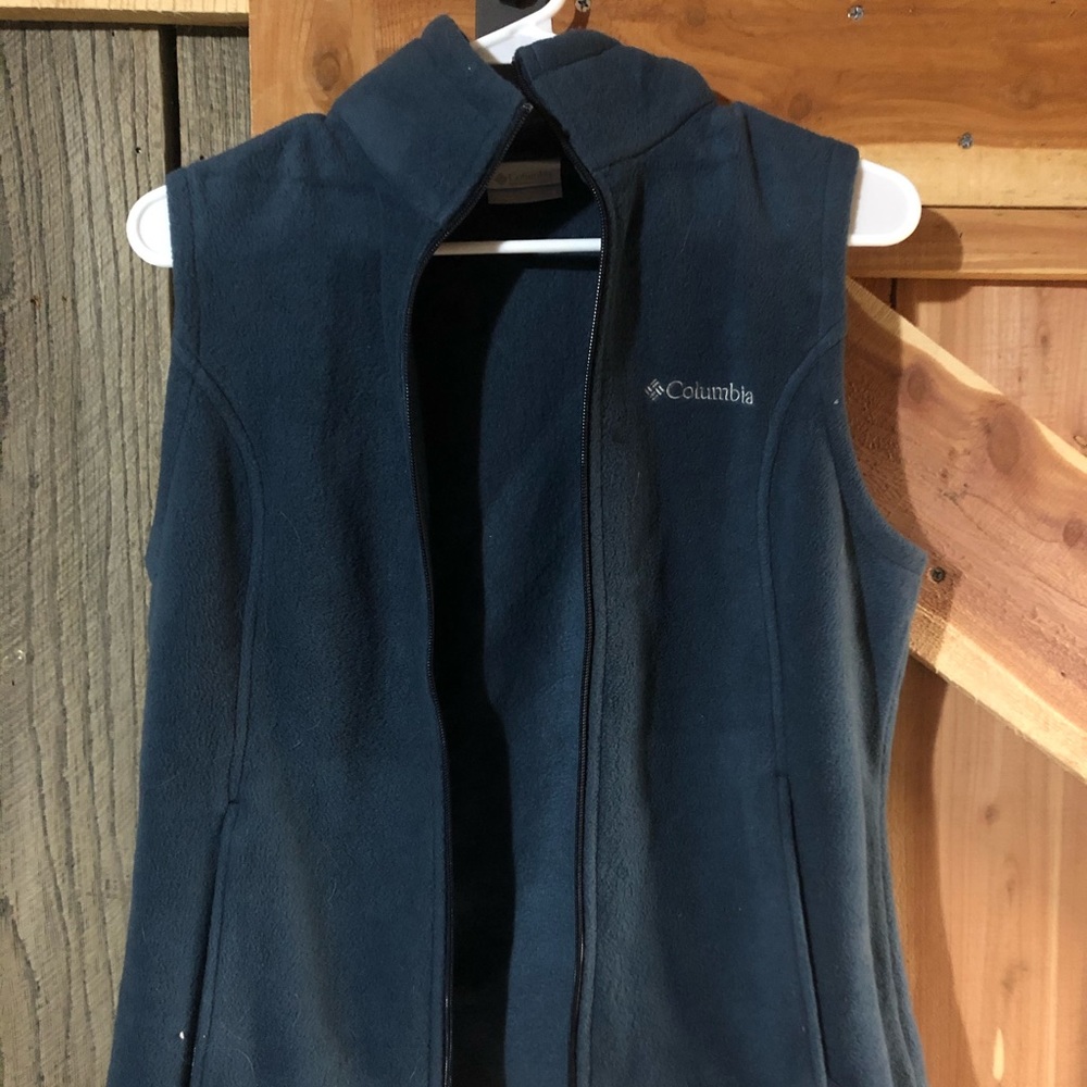 Columbia Vest